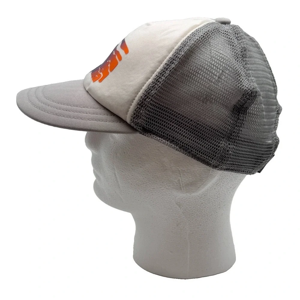 VTG Patagonia Snapback Trucker Cap Gray White Mesh Foam Mountain Logo Outdoor